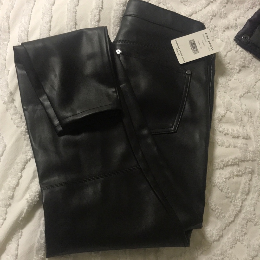 Leather black skinny pants